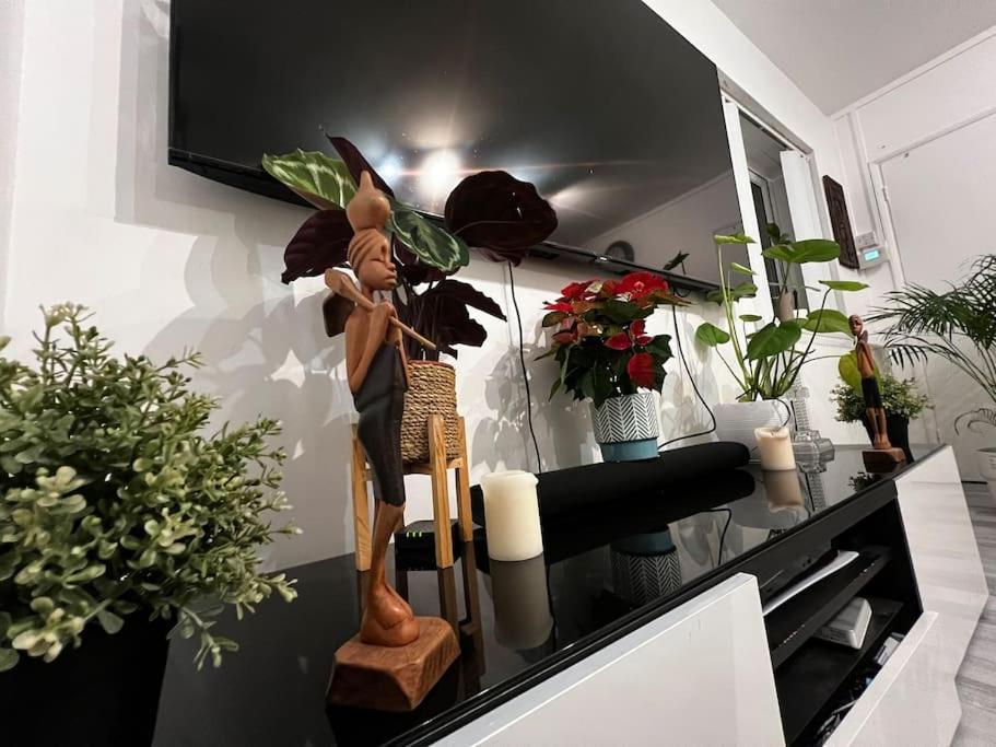 1-Bed Flat With Fast Wi-Fi In Prime Location 15Mins From Central Londres Extérieur photo